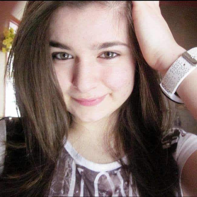 Feride Güllü