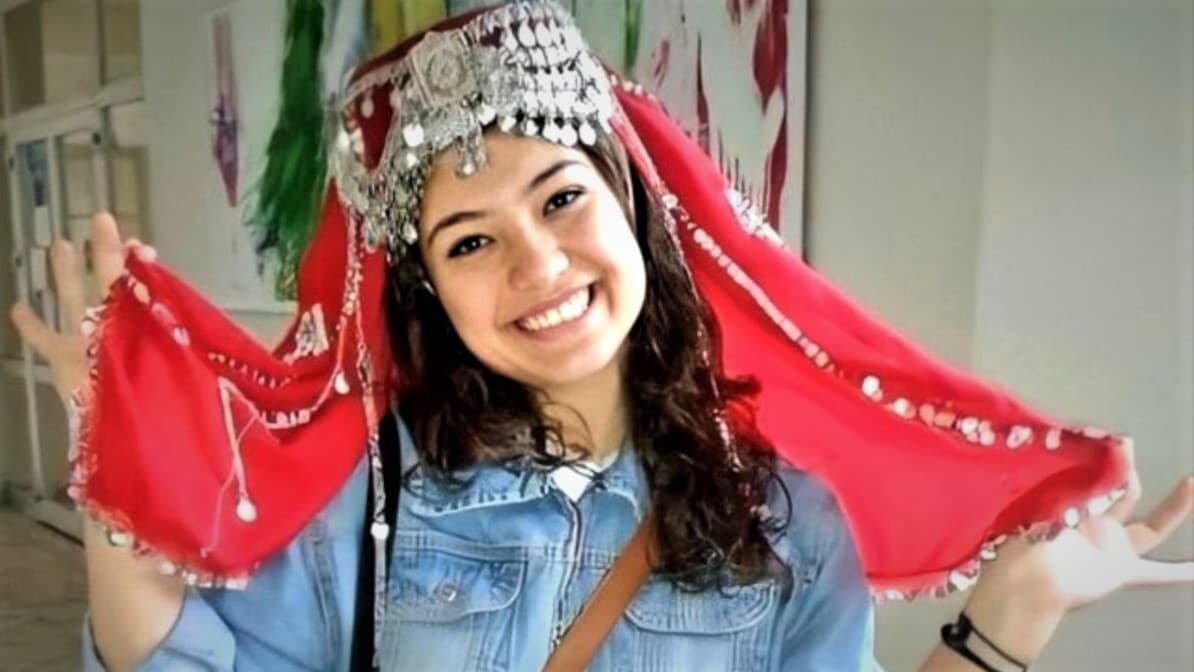 Gökyüzü Vakti Kırmızıydı