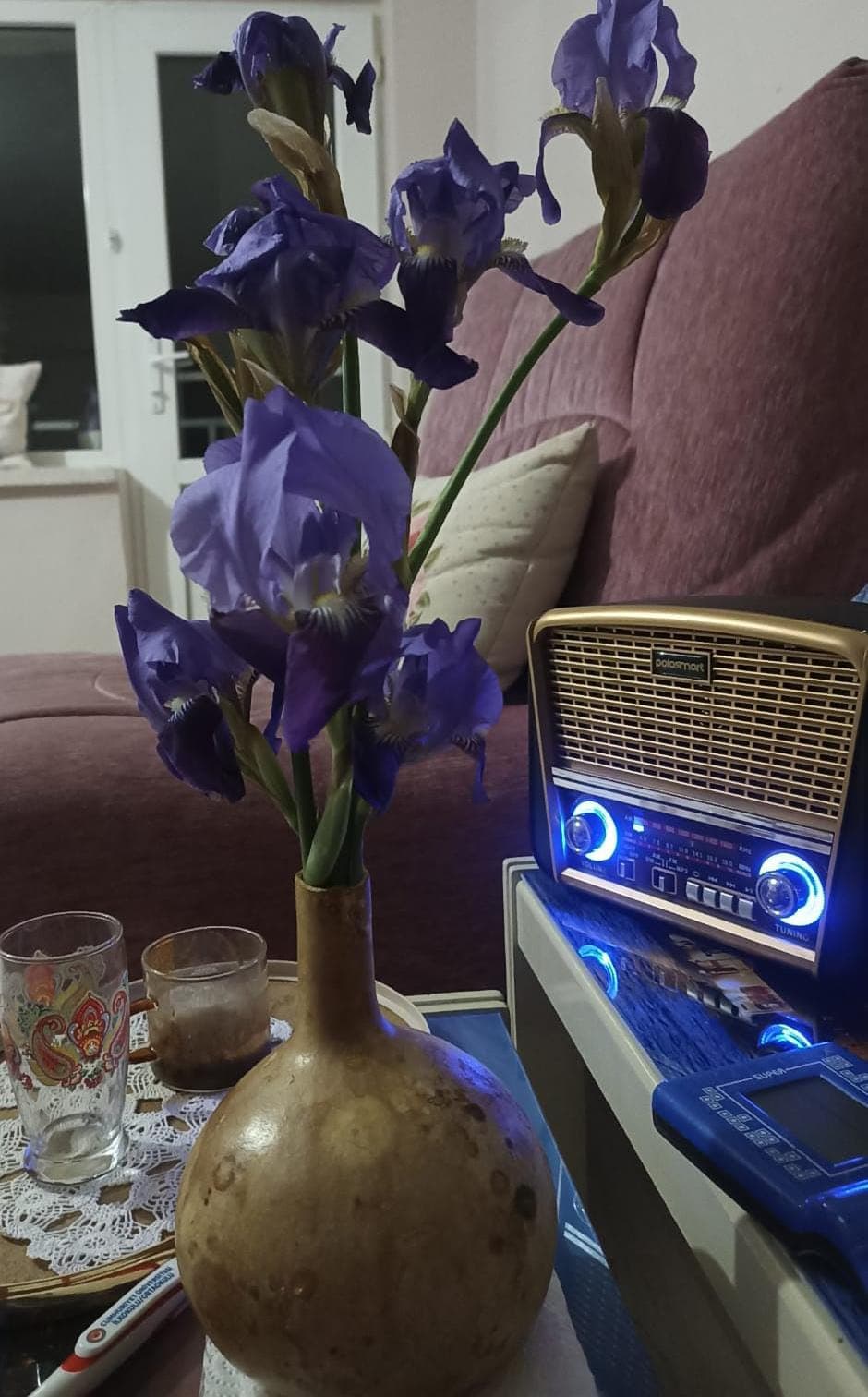 Mor Zambağın Türküsü