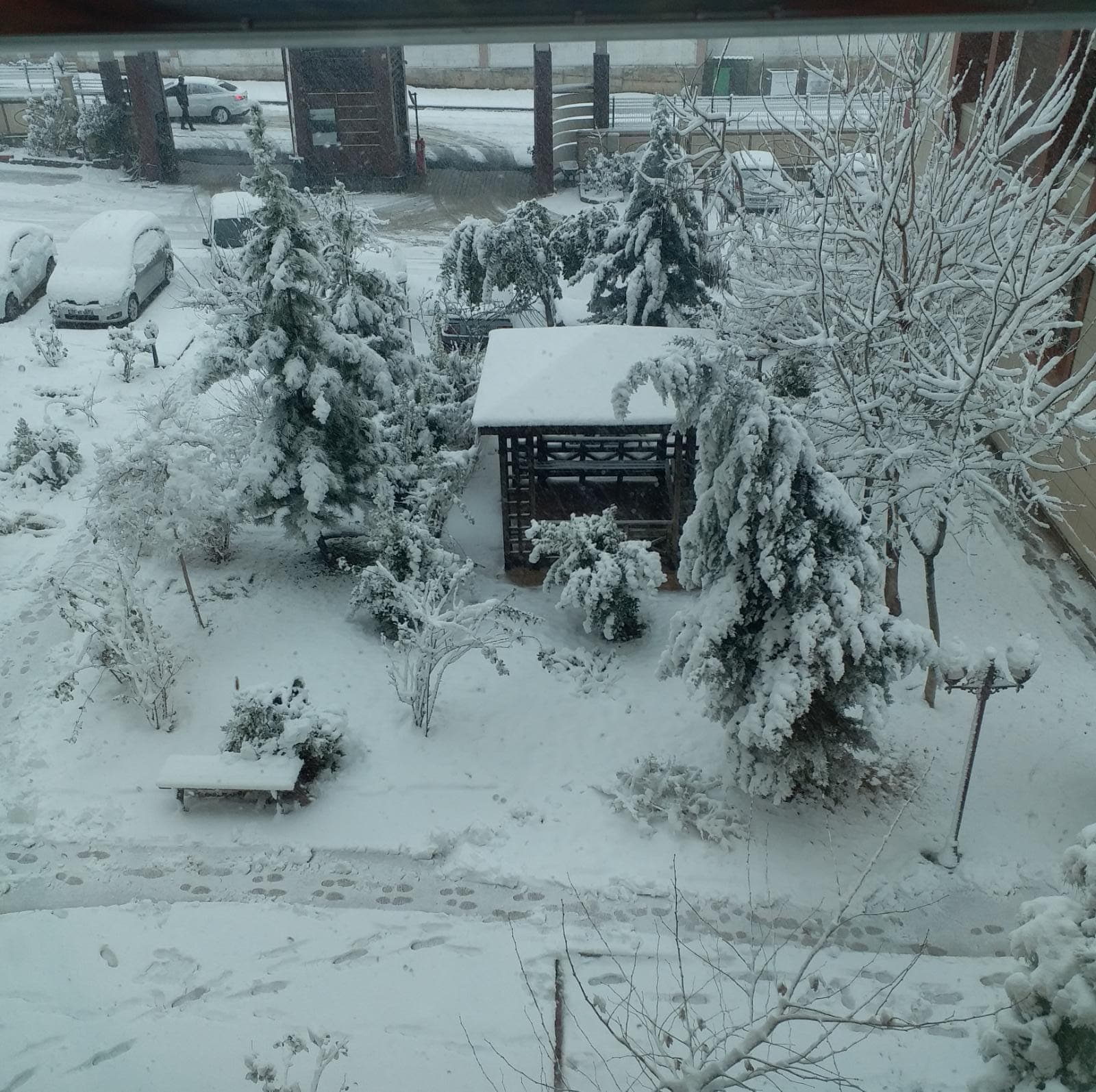 Sönen Yürekler