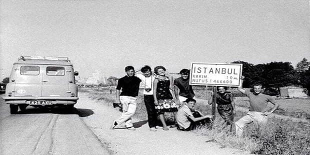 Geçmişe Gidenlere