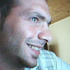 Nuri Demir