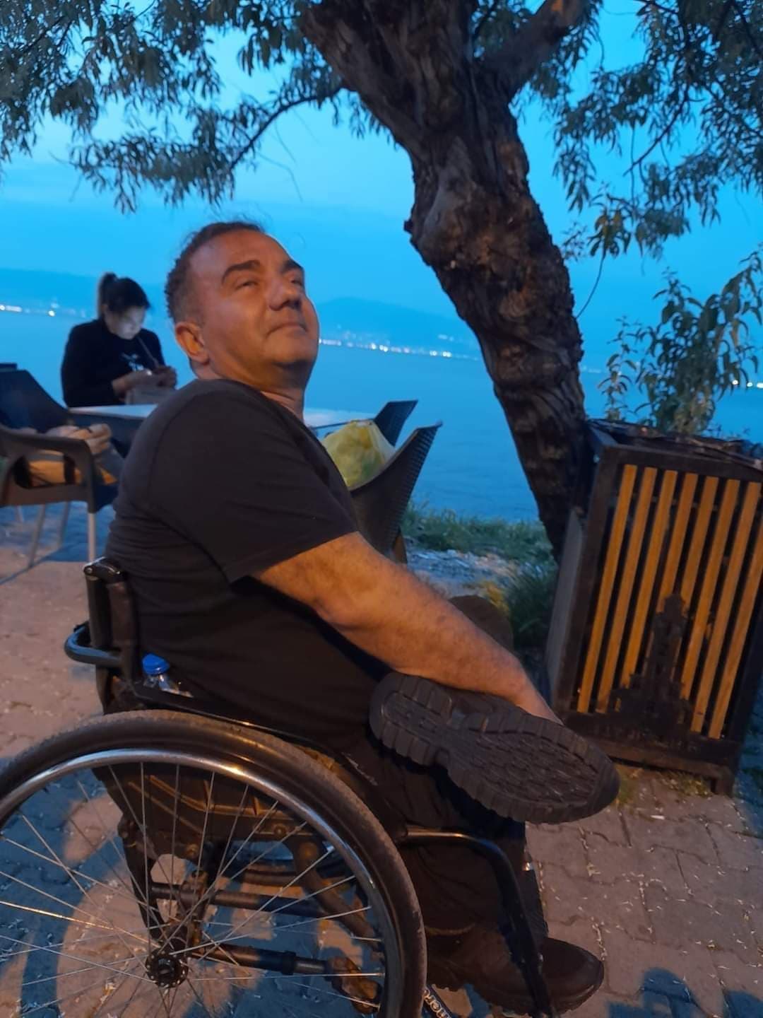Yüreği Engelsiz Dosta Sitem