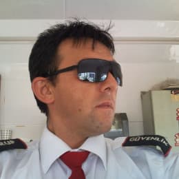 Özcan Sayar