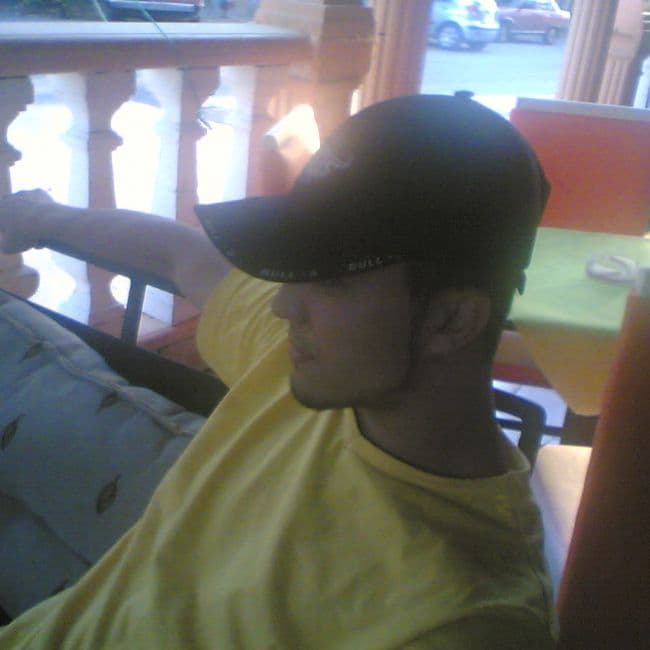 İdris Yeğ