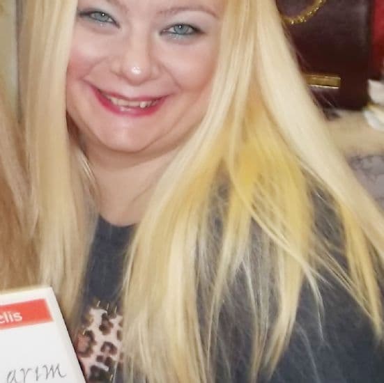Melike Melis Öneş