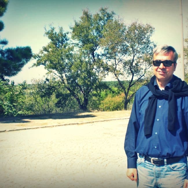 Erhan Bayraktutan