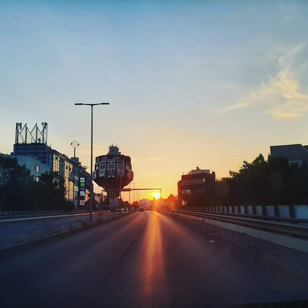 Bir Yalana Kurban