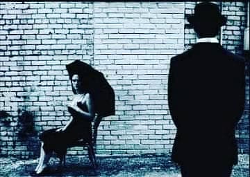 Var ile Yok Arası