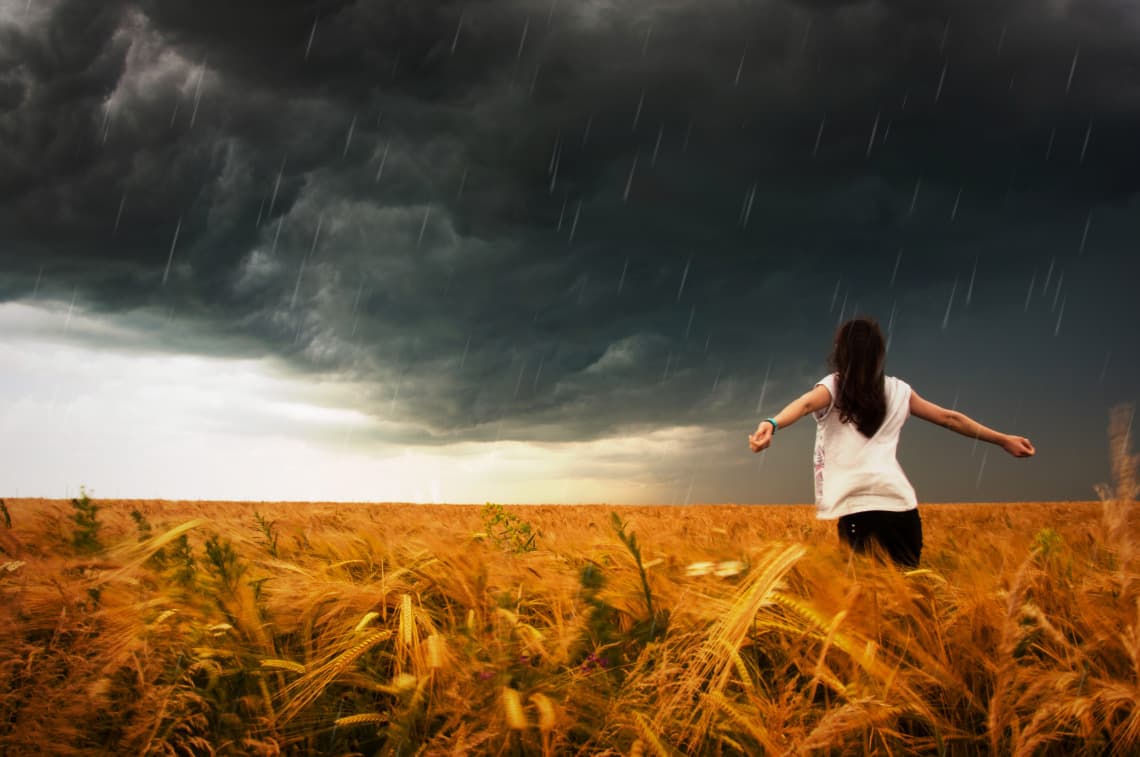 İmgesiz Fısıltılar