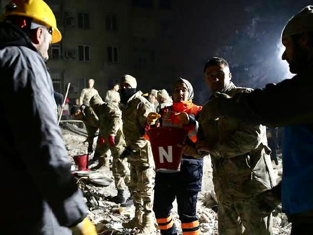 Dudak Gülleri