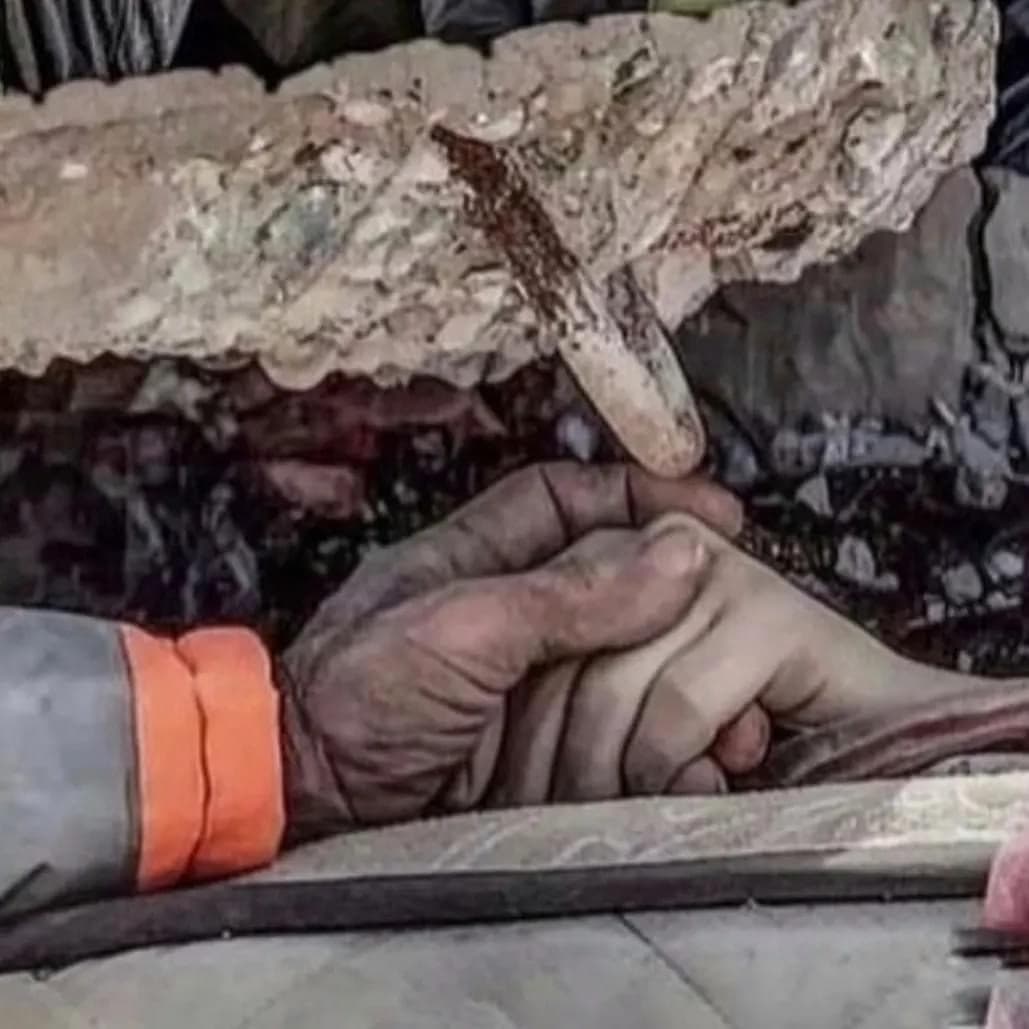 Kar Üstünde Ateş