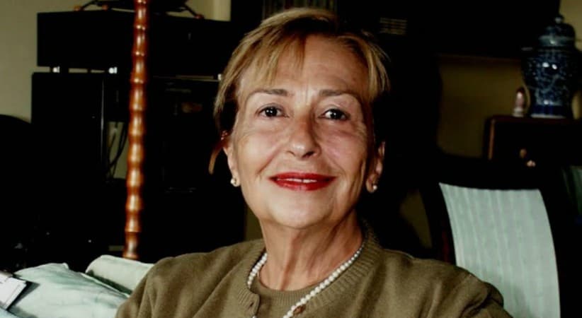 Emine Işınsu'nun Hayatı ve Eserleri