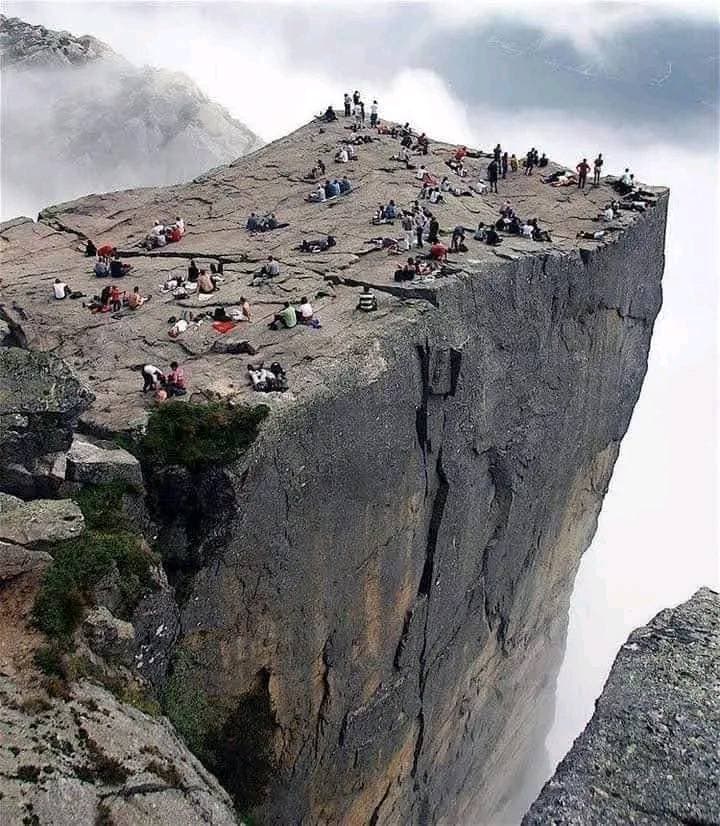 Yalın