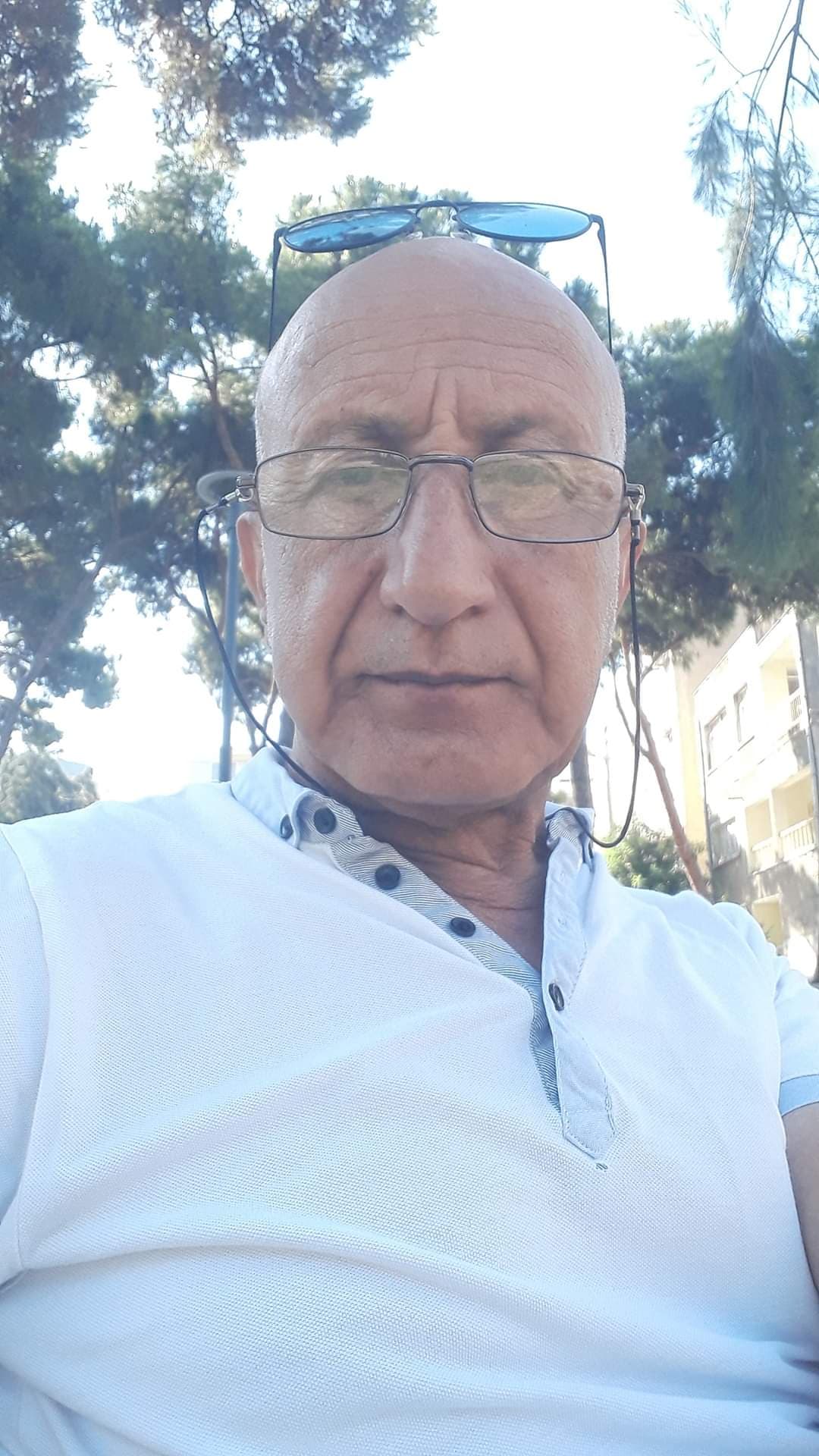 Hep Seni Gösteriyor Pusulam