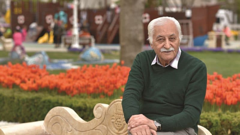 Yavuz Bülent Bakiler'in Hayatı ve Eserleri