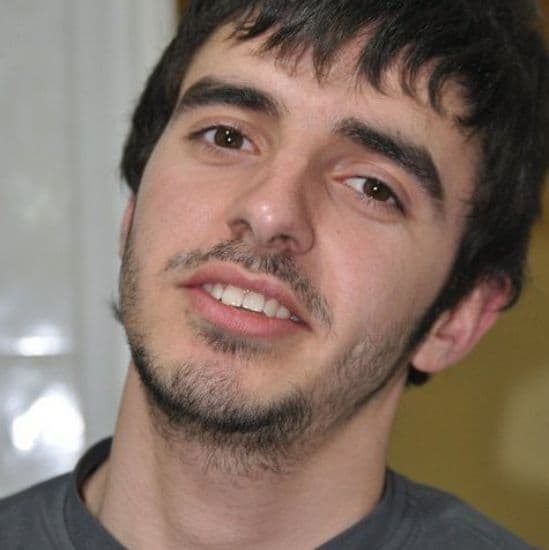 Erkan Kol