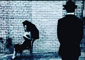 Var ile Yok Arası