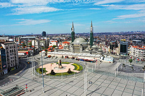 Yorgunum Ey Şehir