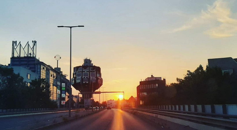 Bir Yalana Kurban