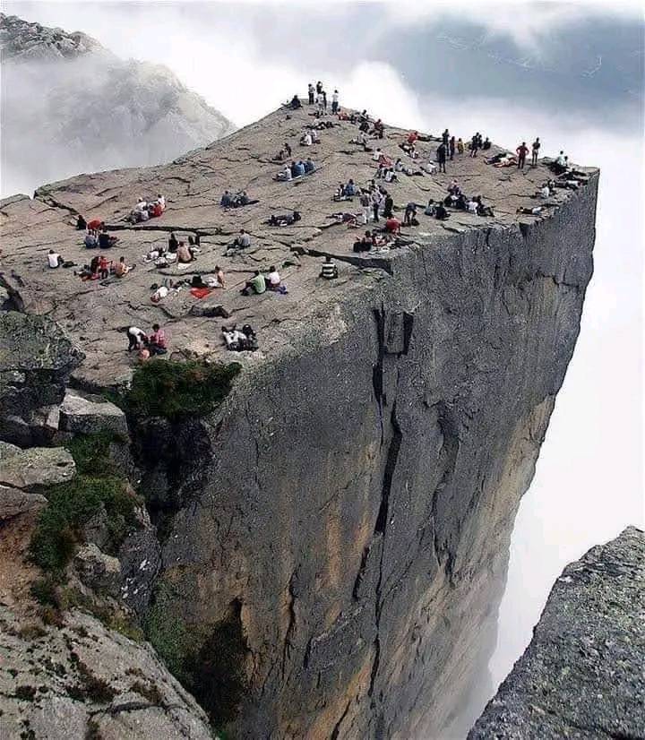 Yalın