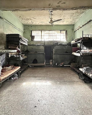 Aynasız Çeşmede Bir Mahkûm